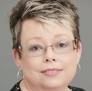 Meet your Posher, Robin